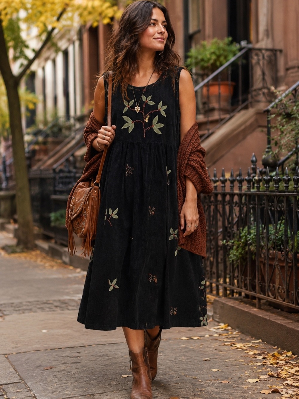 PAPY BOEZ HAND EMBROIDERED Women’s VINTAGE Black Sleeveless Corduroy Dress S